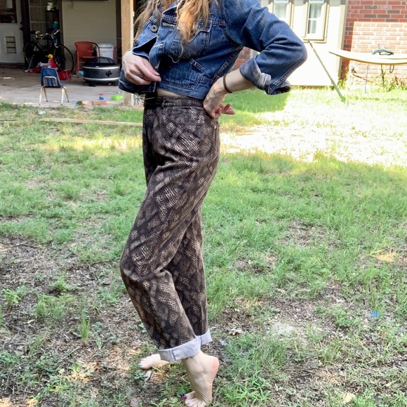 90s faux snakeskin jeans - Picture 3 of 8